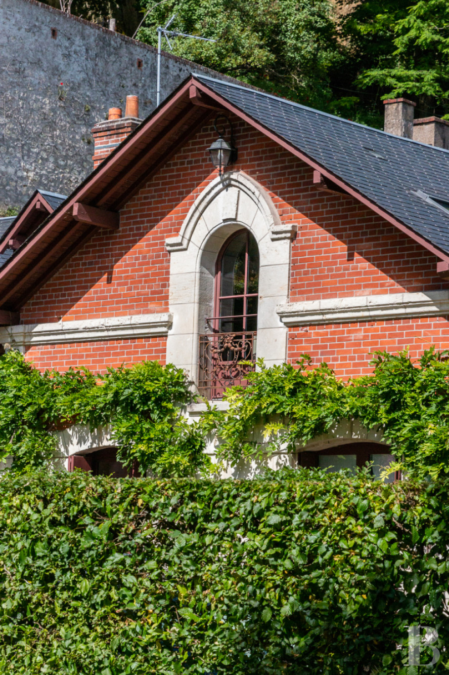 The outbuildings of an 18th-century manor house and its certified «remarkable» garden on the banks of the Loire to the east of Tours - photo  n°2
